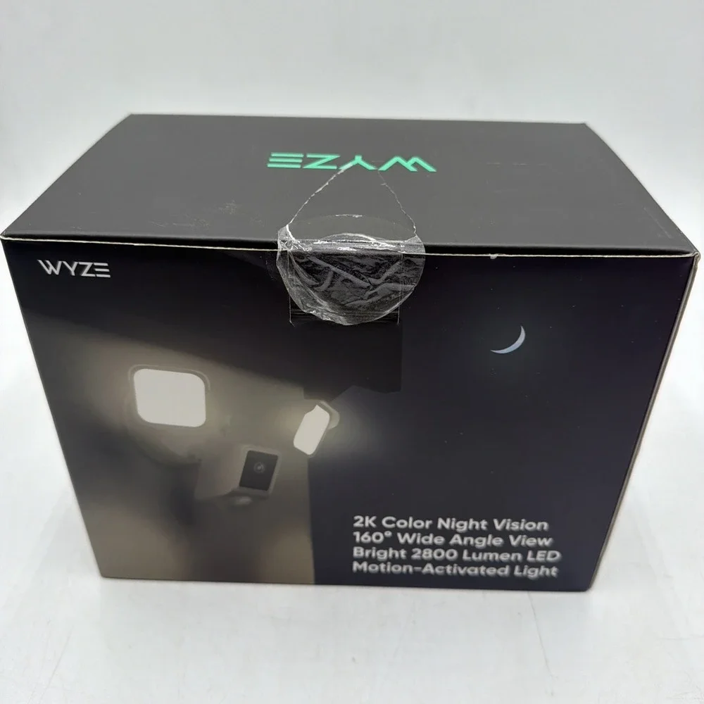 Wyze Cam Floodlight V2 Motion-Activated 2K HD Color Night Vision Camera